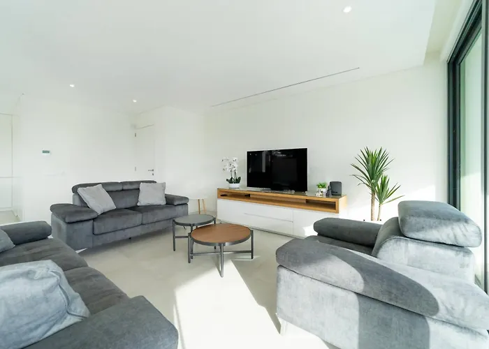 Marina - 33 By Hellovacations