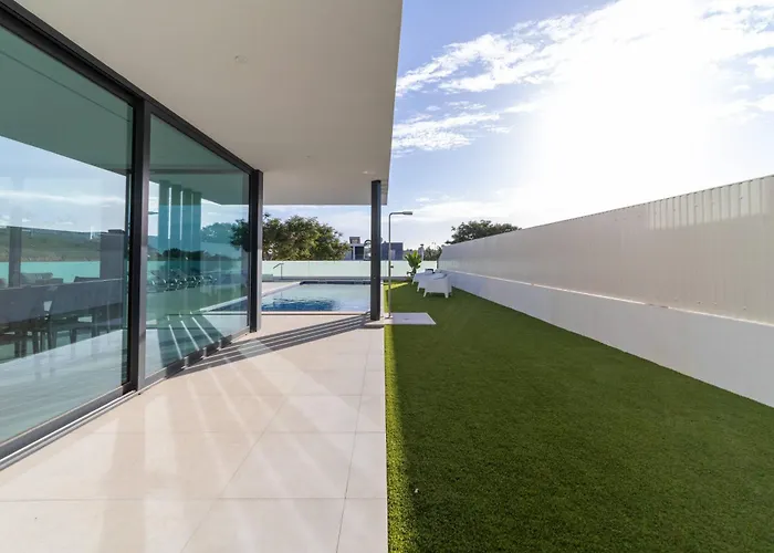 Willa Marina - 33 By Hellovacations